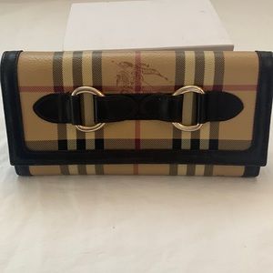 Burberry Long Wallet